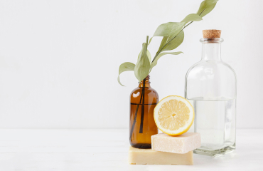 How to Plop Hair for Bouncy, Beautiful Curls